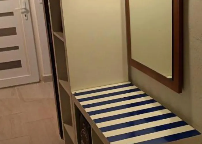 Anna Apartman *
